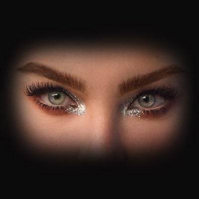 ¿Belinda no supera a Christian Nodal? Publica FOTO que recuerda su romance con el cantante