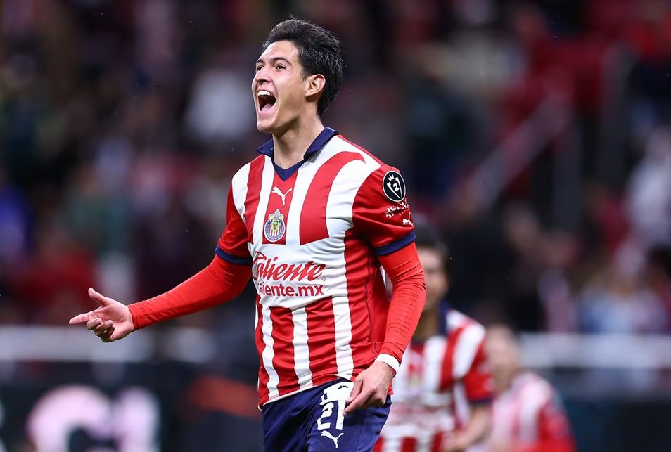 Chivas derrota al Forge y avanza a los octavos de final de la Concachampions