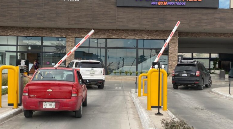 Afectan apagones actividad comercial al norte de Saltillo