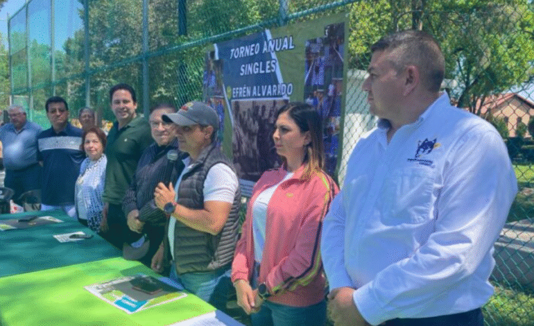 Inauguran tenistas torneo de Singles en Saltillo