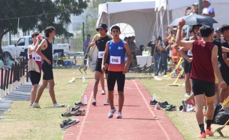 Van atletas de la UAT al Macrorregional de los juegos CONADE 2024