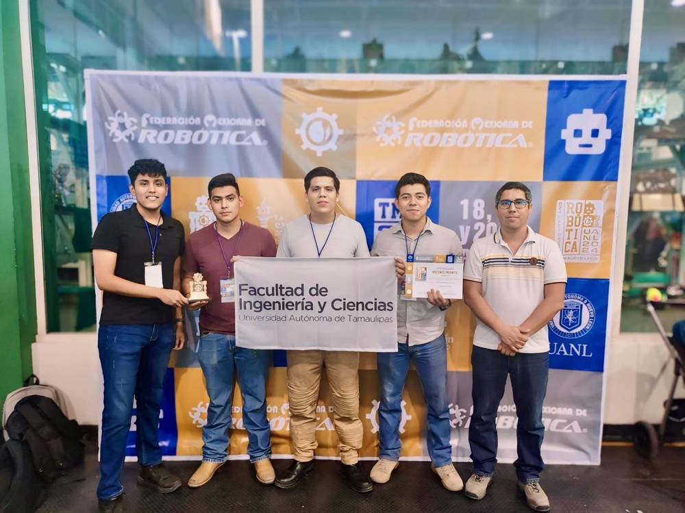 Alumnos de la UAT obtienen el primer lugar en el Torneo  Mexicano de Robótica
