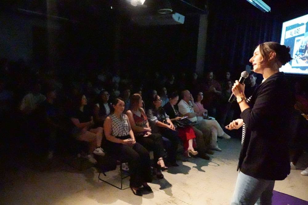 Abordan en la UAT actualidades de la comunicación en la era digital