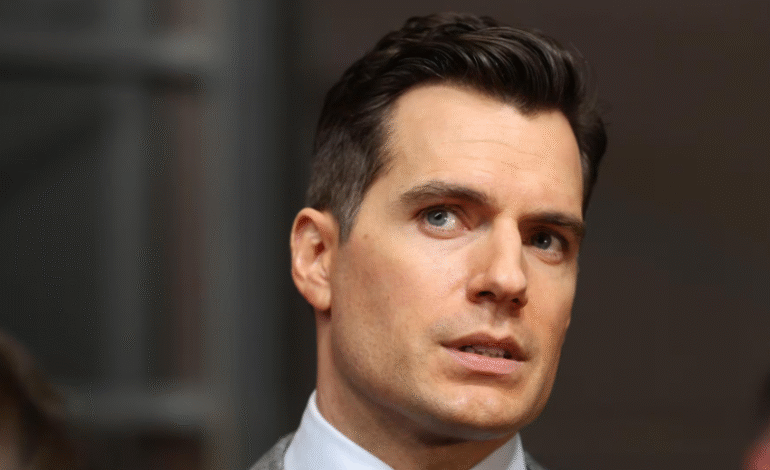 Henry Cavill publica tierna foto mostrando emoción a la espera de su bebé