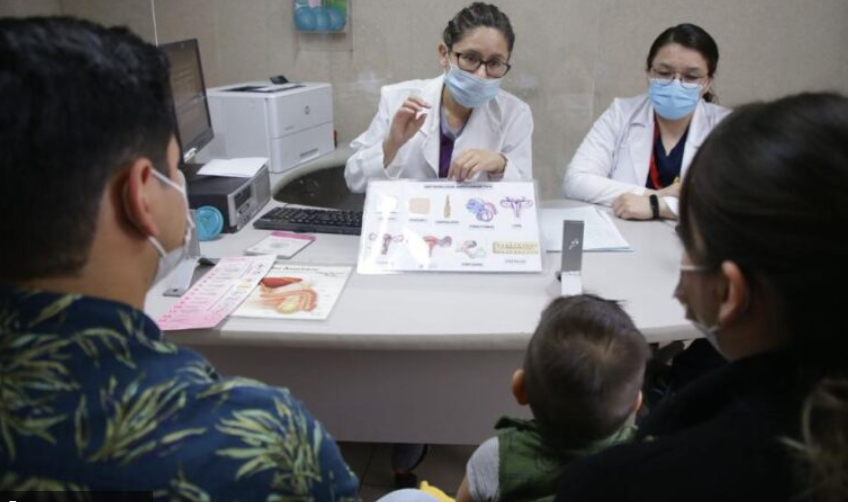 Destaca IMSS Coahuila bondades de la consulta preconcepcional