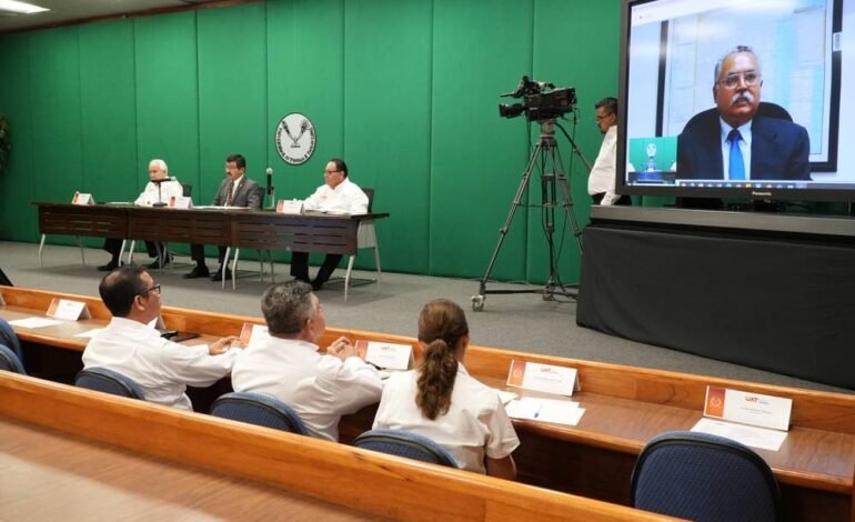 Con honestidad y transparencia, la UAT fortalece su crecimiento: rector