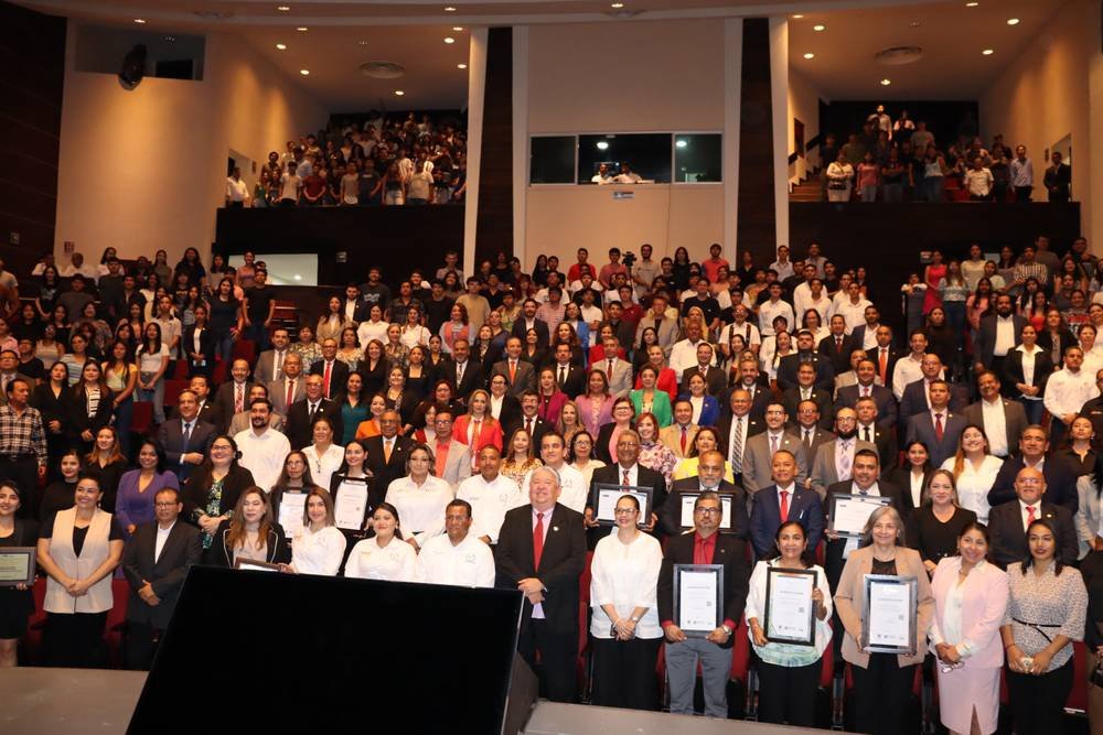 Recibe la UAT reconocimiento nacional por la calidad de sus programas educativos