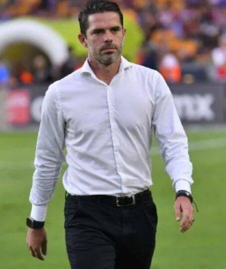 Los seguidores del Rebaño Sagrado estallán tras la salida de Fernando Gago