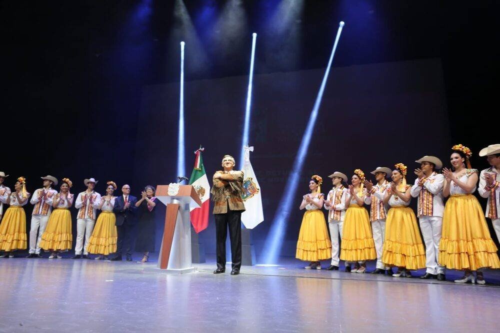 Inaugura Américo el XXII Festival Internacional en la Costa del Seno Mexicano