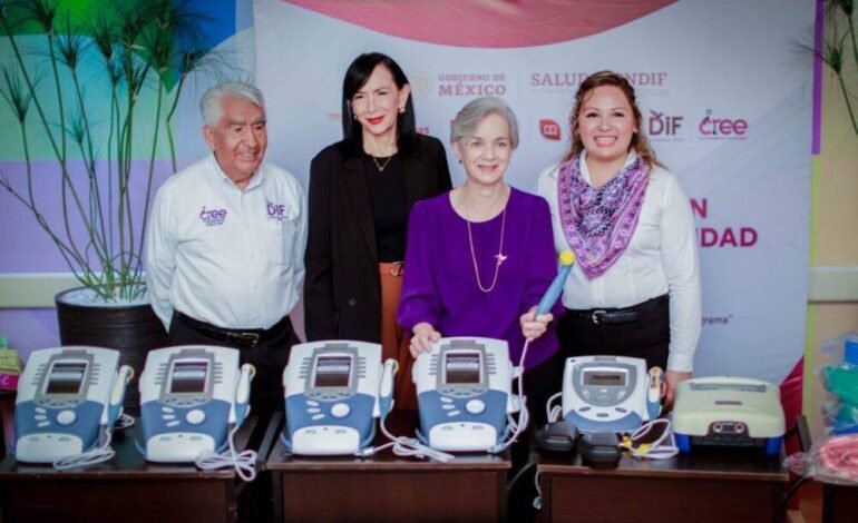 Entrega María de Villarreal prótesis y aparatos ortopédicos a pacientes de 21 municipios