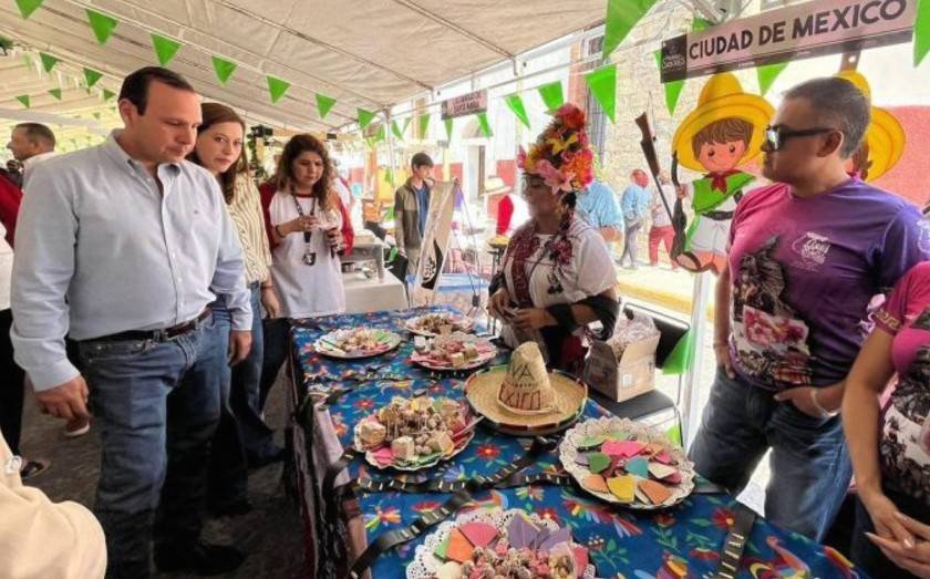 Disfrutan más de 3,500 asistentes de gran fiesta cultural en Parras