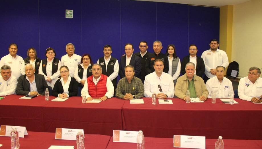 La UAT y colegio de agrónomos plantean proyecto de apoyo al campo