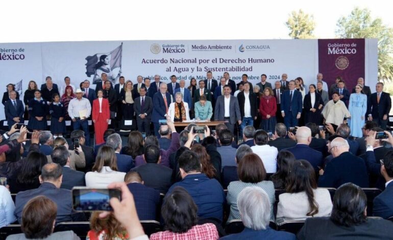 Participa gobernador en el Acuerdo Nacional por el Derecho Humano al Agua