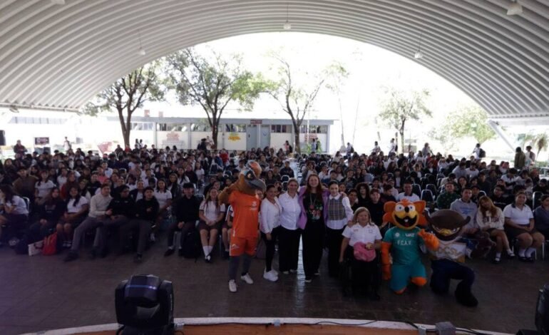 La UAT fortalece la vocación de los jóvenes con el taller Cumpliendo mi Sueño