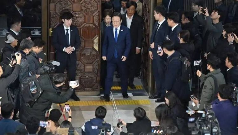 La fallida apuesta de Yoon Suk Yeol: De la ley marcial al caos político en Corea del Sur