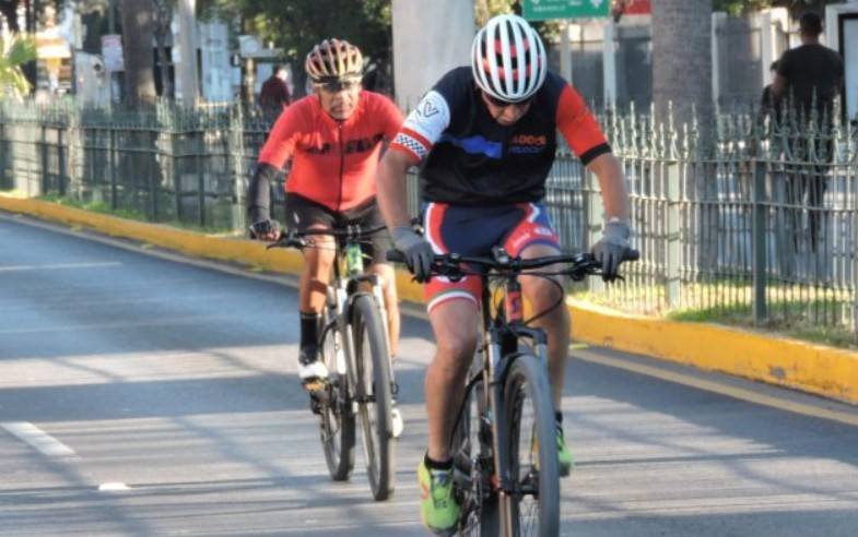 El ciclista saltillense Gabriel de la Cruz se prepara para brillar en 2025