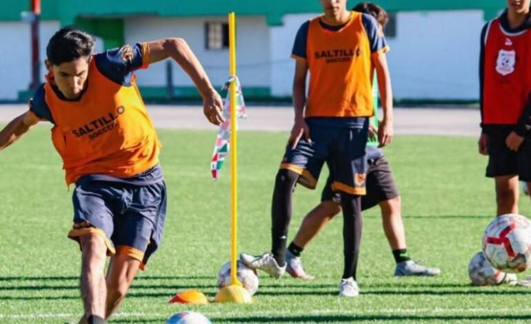 Coyotes Reanudan Entrenamientos con la Mira en la Liguilla