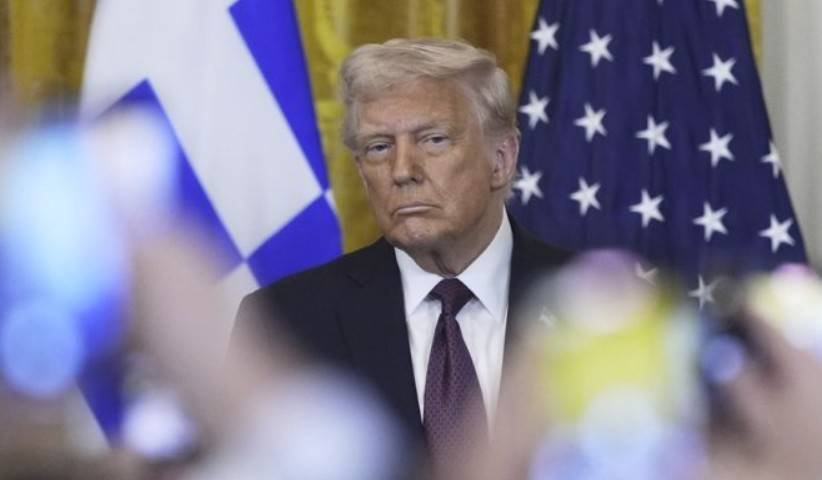 Trump firma orden ejecutiva para reformar elecciones en EE.UU. y exigir prueba de ciudadanía para votar