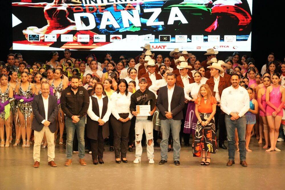 Presenta la UAT su talento artístico en el Día de Internacional de la Danza