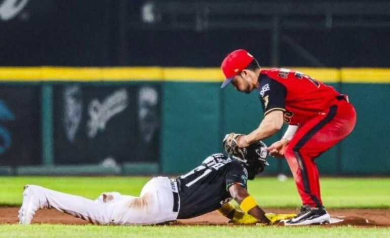 Descarrila Saraperos a Rieleros en Aguascalientes