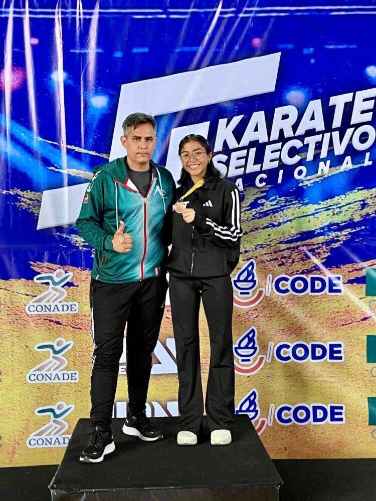 Estudiantes de la UAT destacan en Nacional de Karate