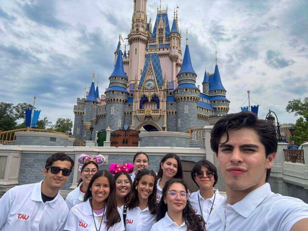 La UAT: única universidad pública del país en convenio con Disney